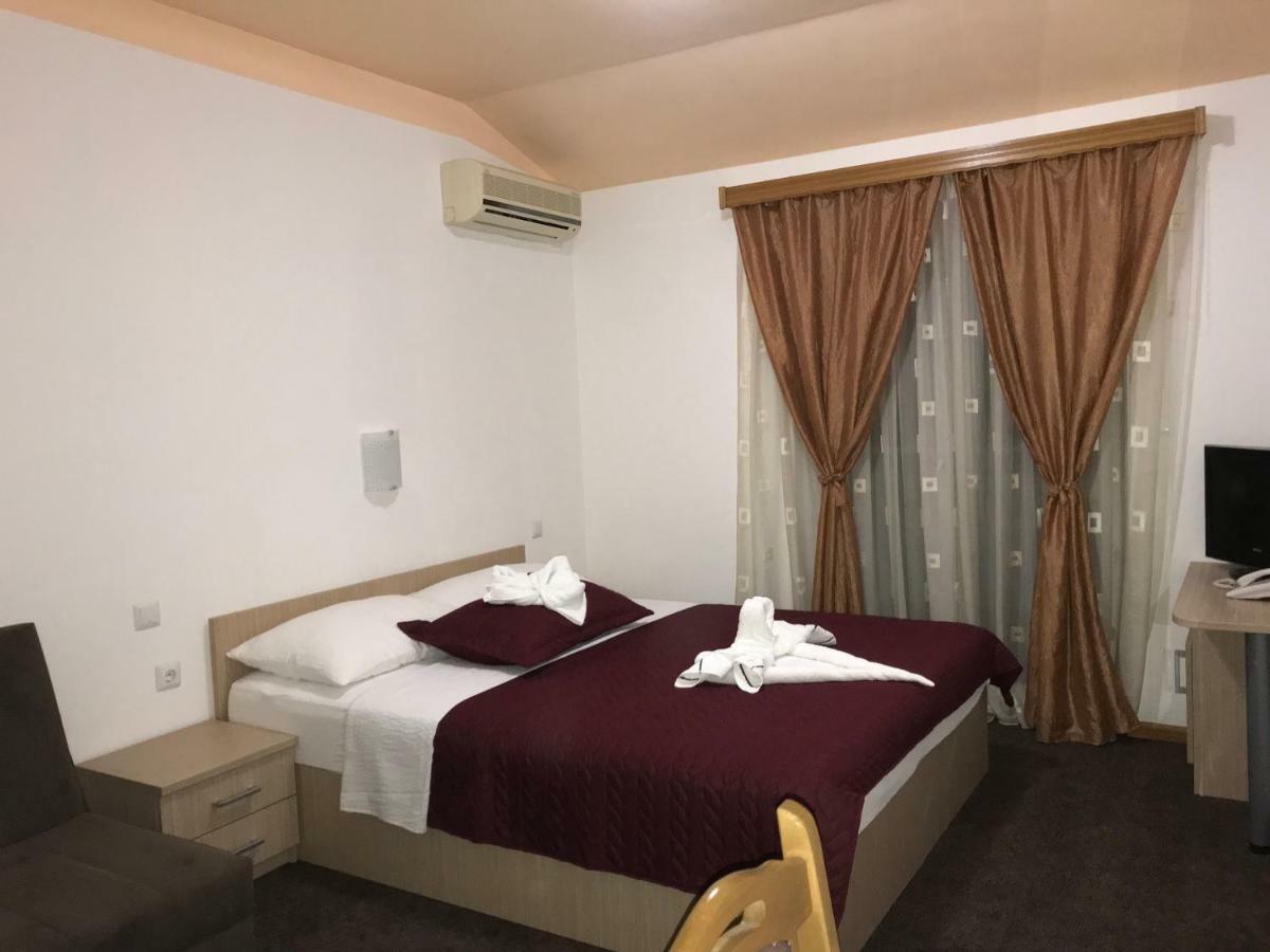 Hotel Ami - M Neum Dış mekan fotoğraf