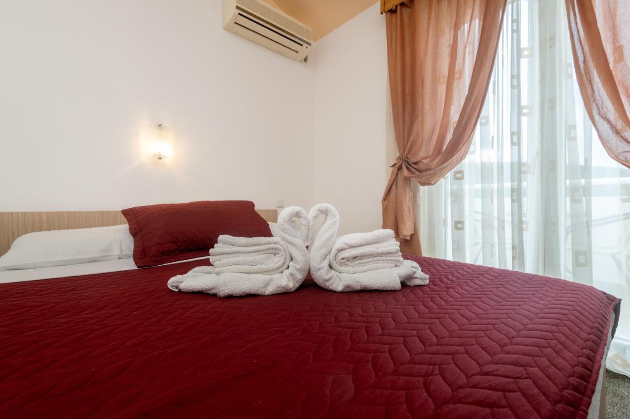 Hotel Ami - M Neum Dış mekan fotoğraf