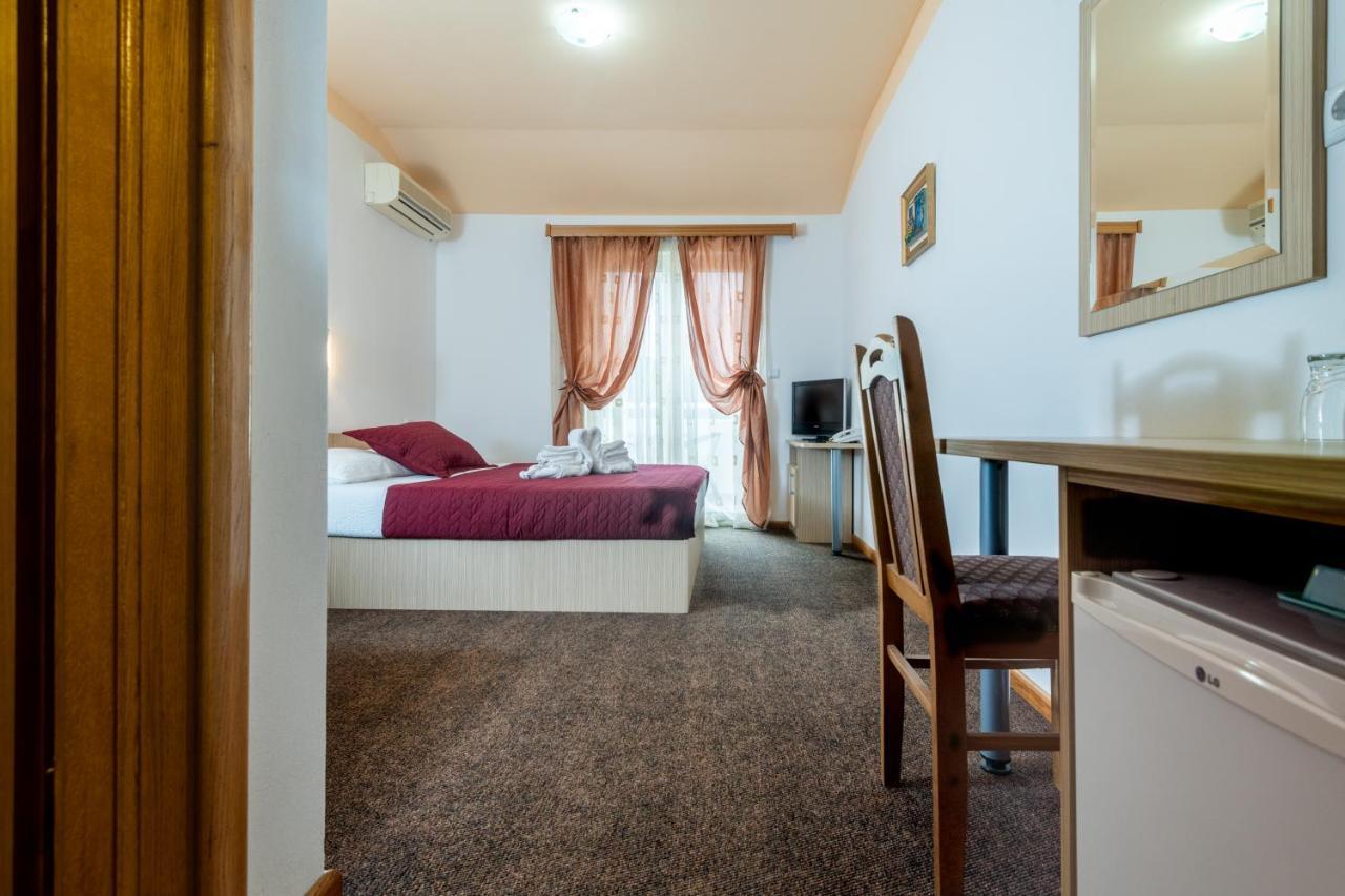 Hotel Ami - M Neum Dış mekan fotoğraf